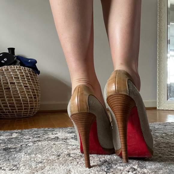 Christian louboutin heels - Picture 2 of 7